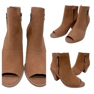 Corso Como Women's Tameka Peep Toe Bootie size 9.5 M